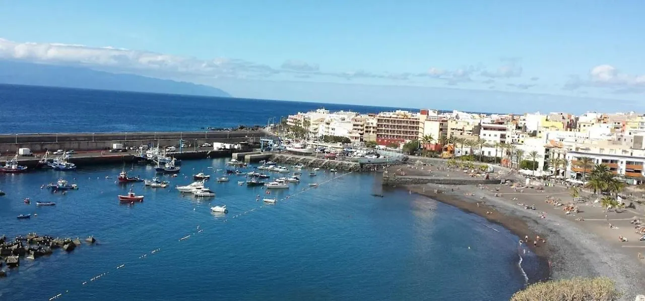 Beautiful Renovated Apartment With Air Conditioning Just Steps From The Sea In Playa San Juan Playa de San Juan (Tenerife)