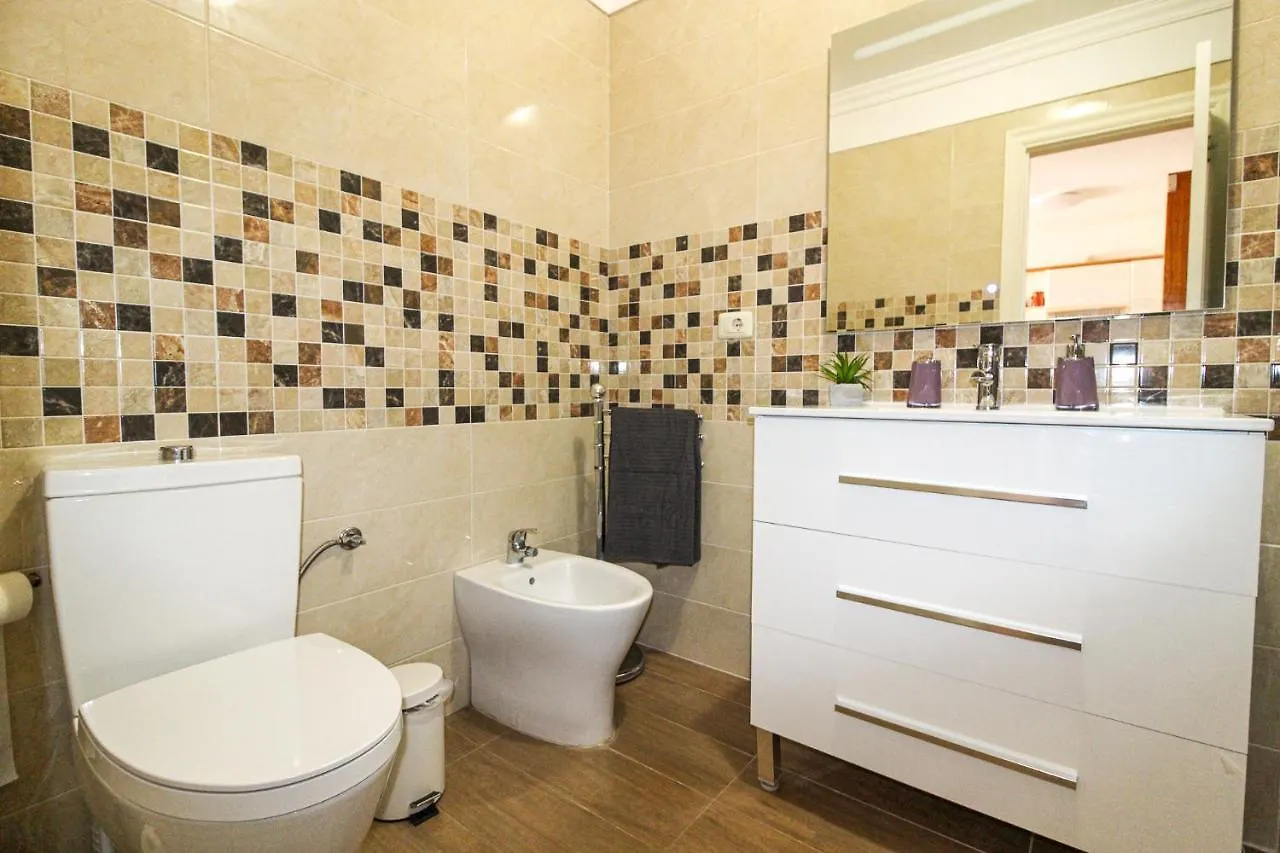 Beautiful Renovated Apartment With Air Conditioning Just Steps From The Sea In Playa San Juan  Playa de San Juan (Tenerife)